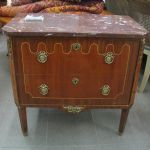 445 7483 CHEST OF DRAWERS